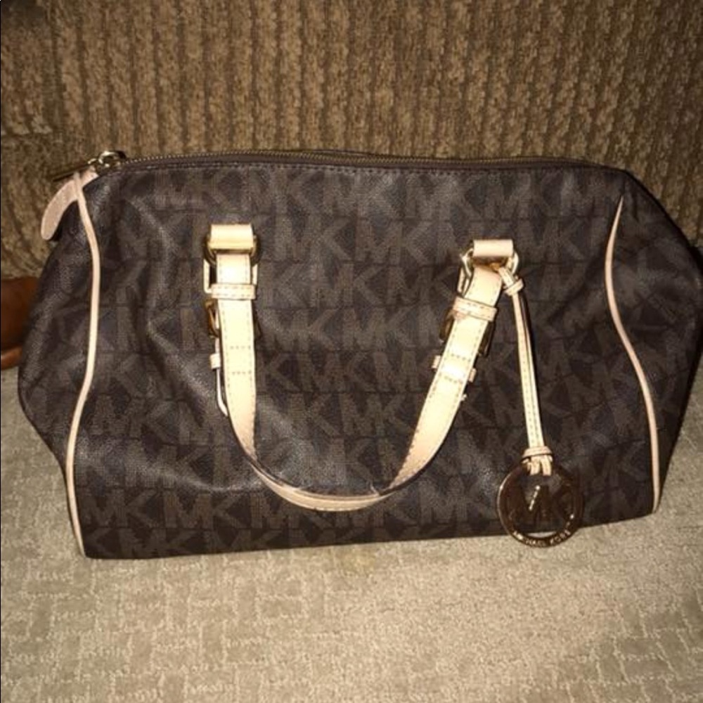 Michael Kors signature tote
